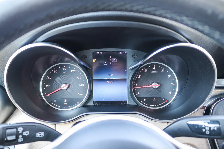 Used 2020 Mercedes-Benz GLC 300 image 27