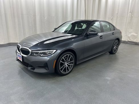 Used 2022 BMW 330i xDrive Sedan w/ Driving Assistance Package image 2