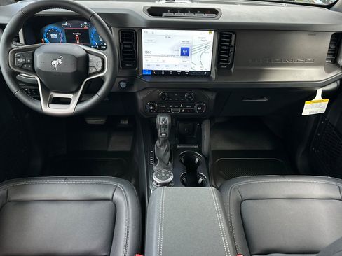 New 2026 Ford Bronco Big Bend w/ Black Diamond Package image 12