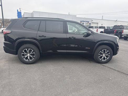 New 2026 GMC Acadia AT4 image 2