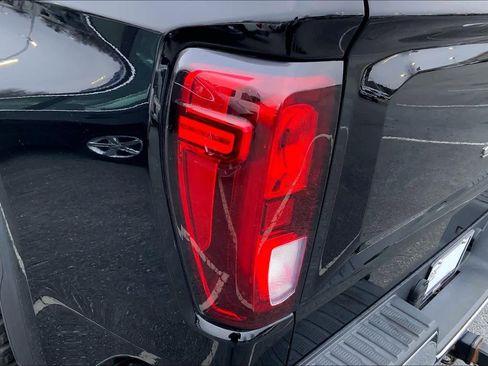 Used 2021 GMC Sierra 1500 SLE image 27