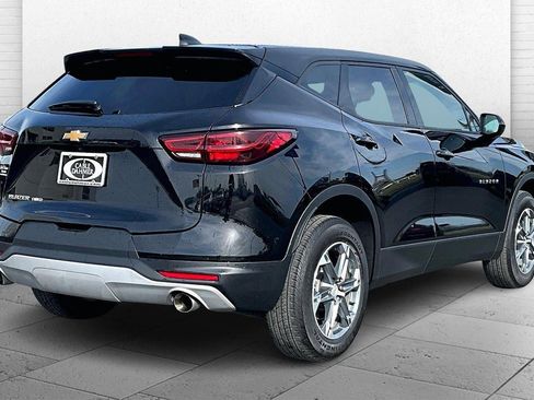 Used 2025 Chevrolet Blazer LT image 12