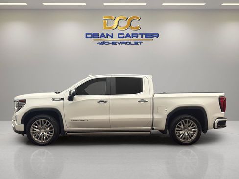 Used 2022 GMC Sierra 1500 Denali AWD/4WD image 2