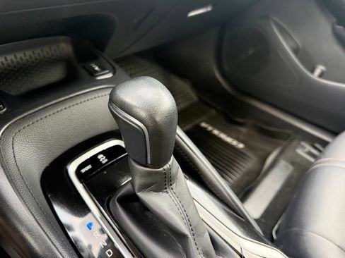 Used 2020 Toyota Corolla XLE FWD image 24