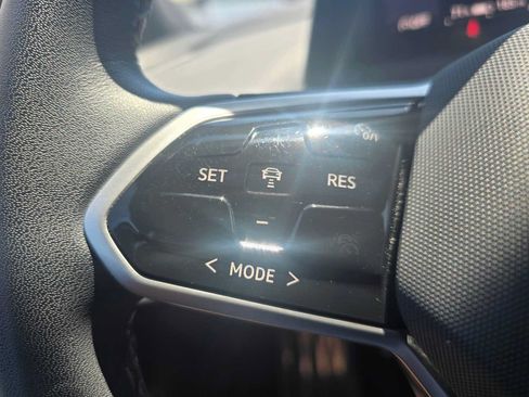 Used 2023 Volkswagen ID.4 Pro S RWD image 34