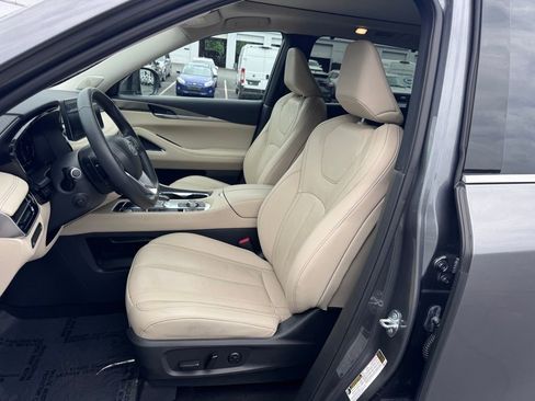 Used 2023 INFINITI QX60 Luxe w/ Performance Audio Package FWD image 21