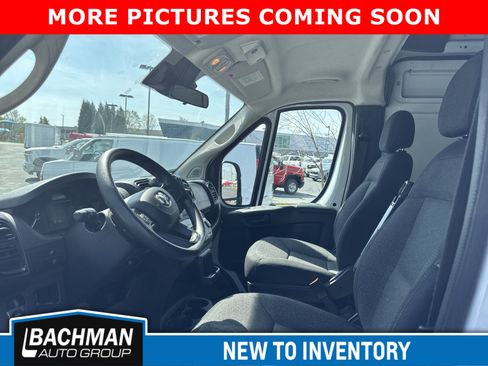 Used 2023 RAM ProMaster 2500 image 9