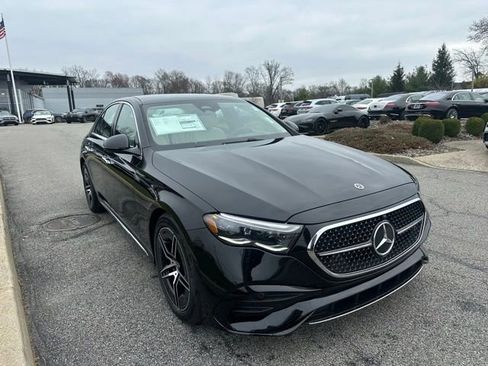 Used 2026 Mercedes-Benz E 350 4MATIC Sedan image 7
