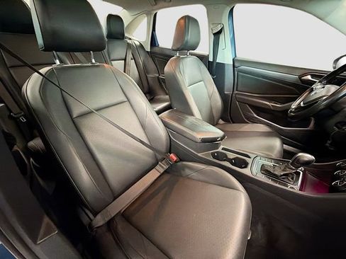 Used 2019 Volkswagen Jetta SEL image 21