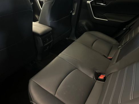 Used 2021 Toyota RAV4 XLE Premium AWD/4WD image 12