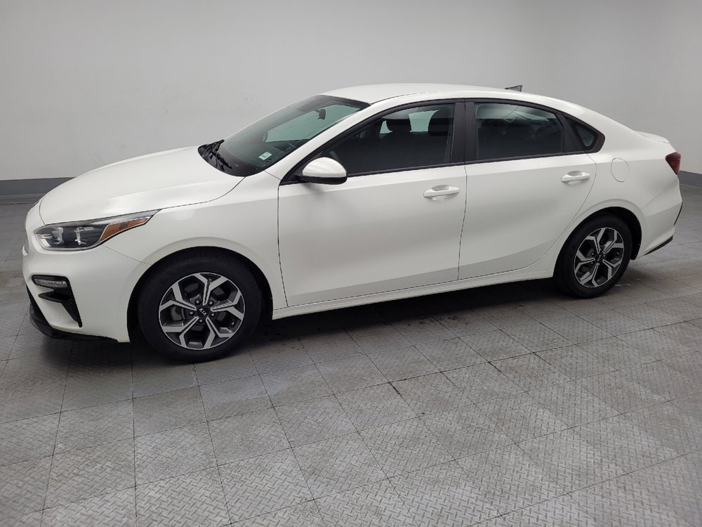 Used 2020 Kia Forte LXS FWD image 2