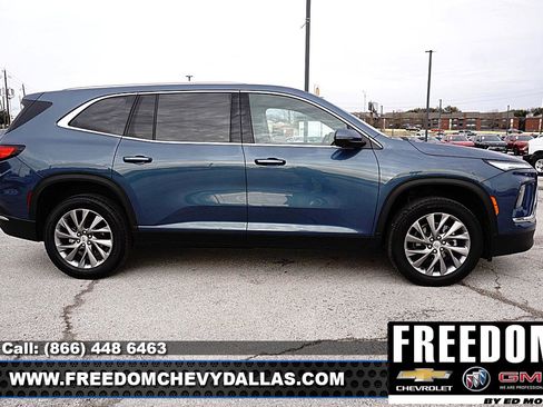 Used 2025 Buick Enclave Preferred image 39
