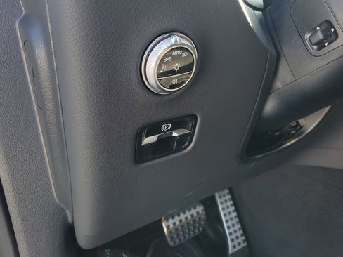 New 2026 Mercedes-Benz GLC 43 AMG 4MATIC image 17