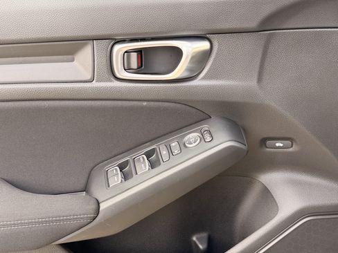 Certified 2025 Honda Civic Sport image 12