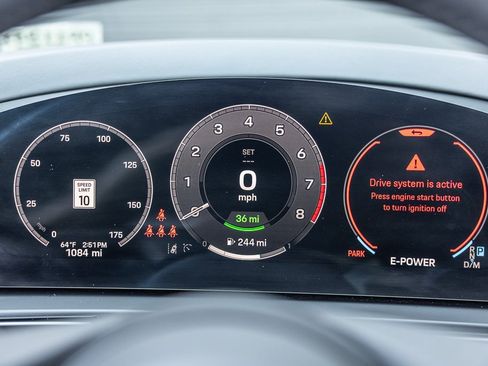 Certified 2025 Porsche Cayenne E-Hybrid image 23