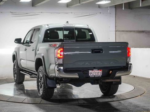 Certified 2023 Toyota Tacoma TRD Off-Road image 10