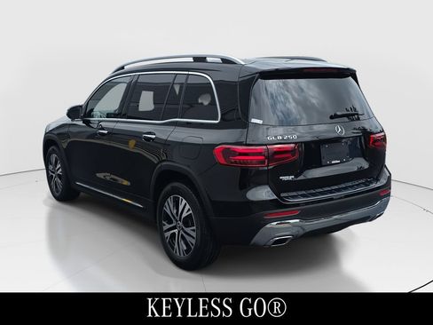 New 2026 Mercedes-Benz GLB 250 GLB 250 image 8