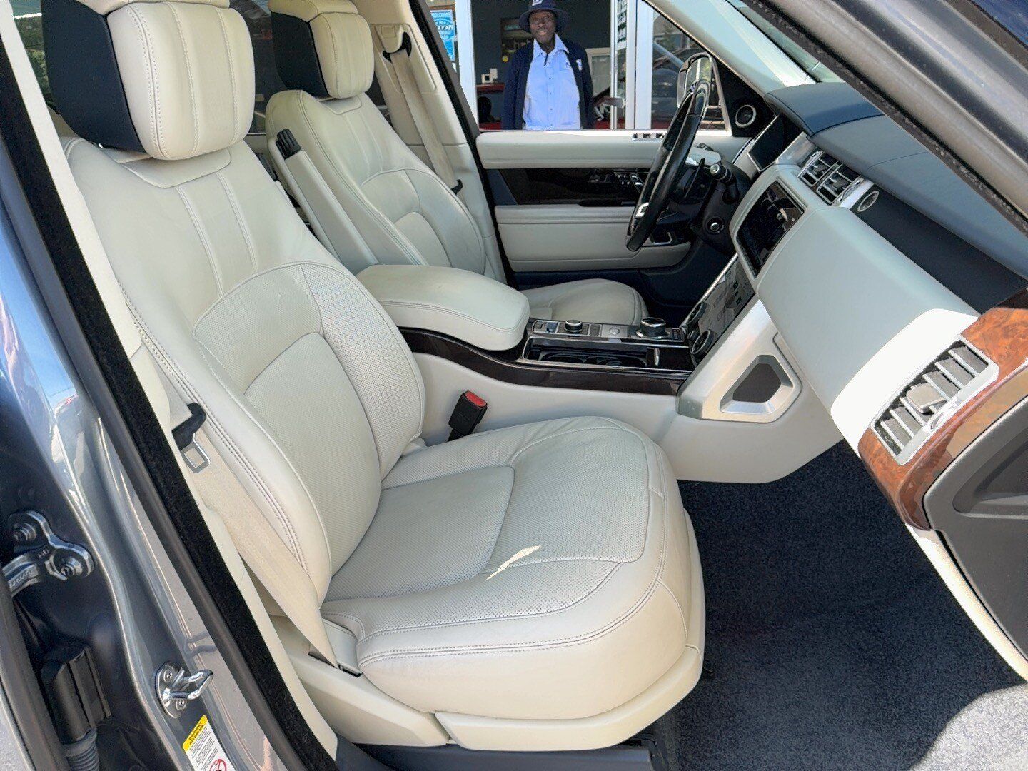 Used 2020 Land Rover Range Rover HSE AWD/4WD image 24