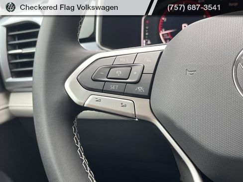 New 2025 Volkswagen Taos SEL image 35