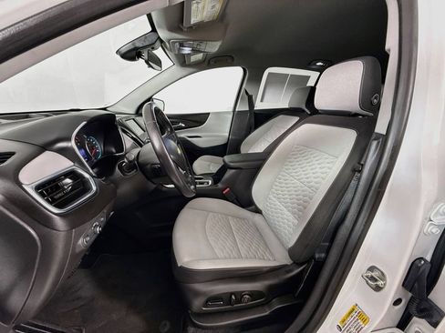Used 2021 Chevrolet Equinox LT AWD/4WD image 24
