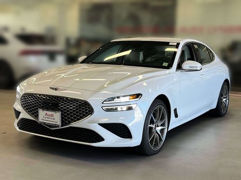 Used 2024 Genesis G70 2.5T AWD/4WD image 2