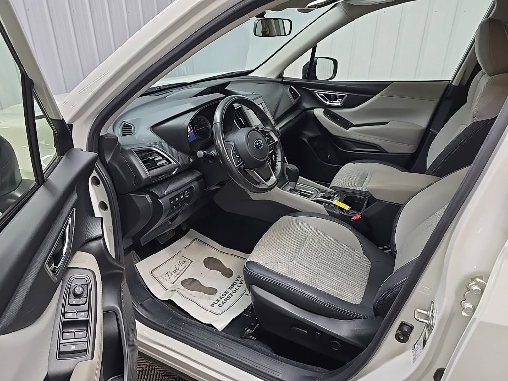 Used 2021 Subaru Forester Premium AWD/4WD image 29