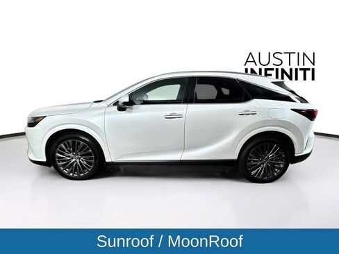 Used 2024 Lexus RX 350 FWD w/ Convenience Package image 4
