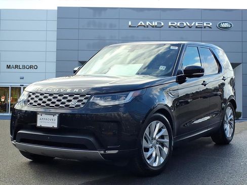 Certified 2025 Land Rover Discovery S image 1