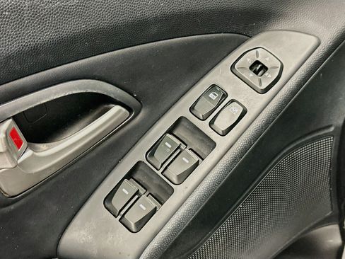 Used 2012 Hyundai Tucson GLS AWD/4WD image 15