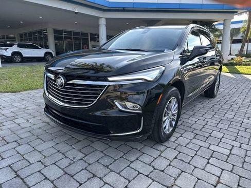 Used 2023 Buick Enclave Essence FWD image 21