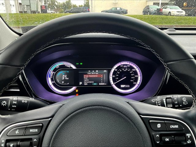 Used 2022 Kia Niro LXS FWD image 12