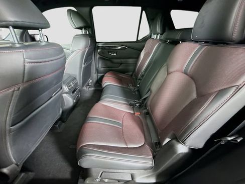 Used 2025 Honda Pilot Black Edition image 25