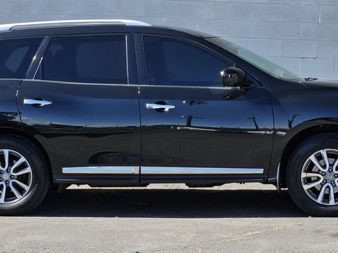 Used 2015 Nissan Pathfinder SL w/ SL Premium Package AWD/4WD image 6