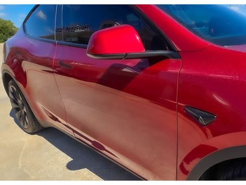 Used 2024 Tesla Model Y Long Range AWD/4WD image 7