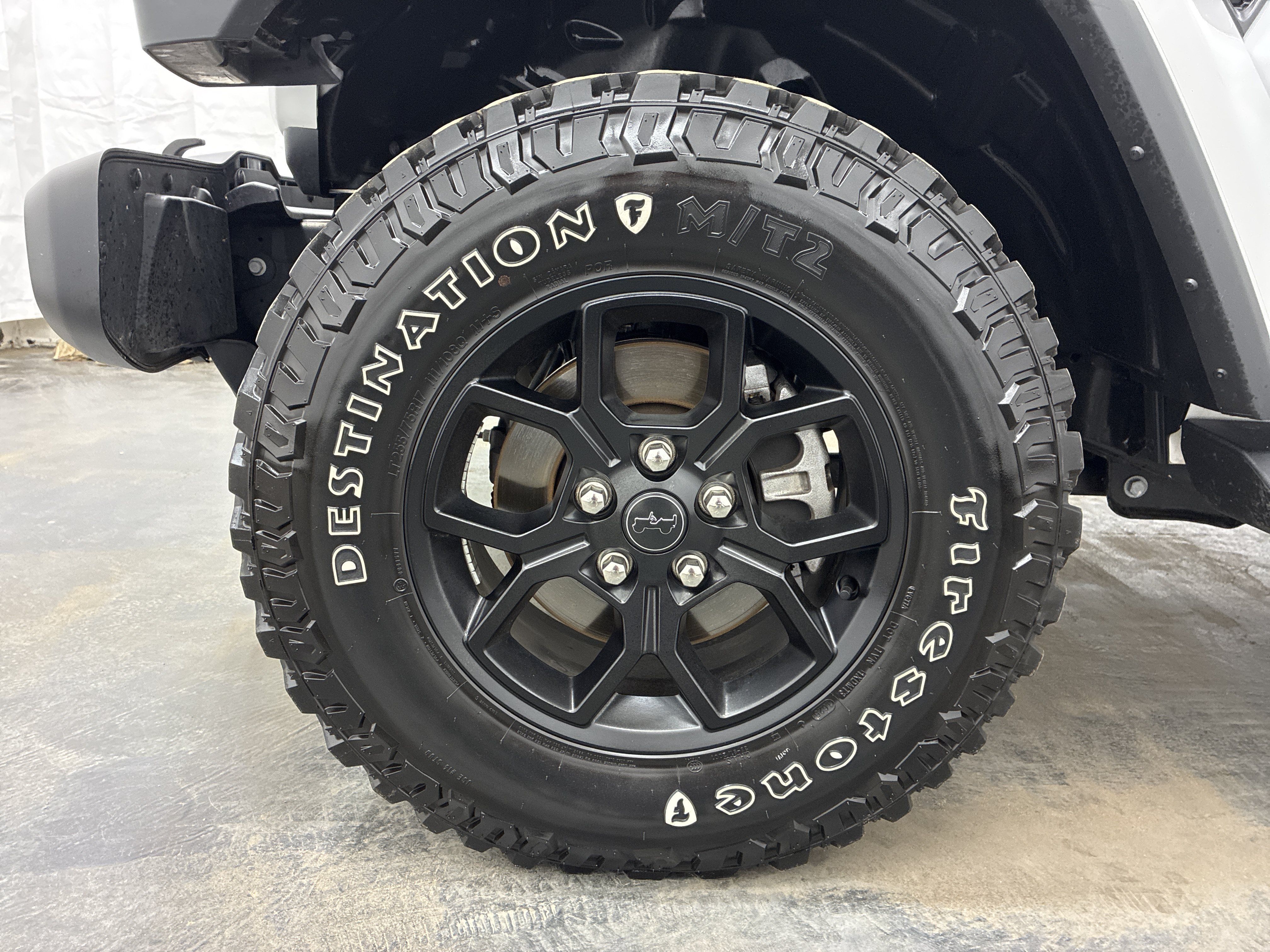 Certified 2025 Jeep Gladiator Sport AWD/4WD image 29