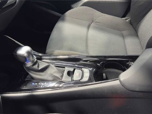 Used 2019 Toyota C-HR XLE image 26