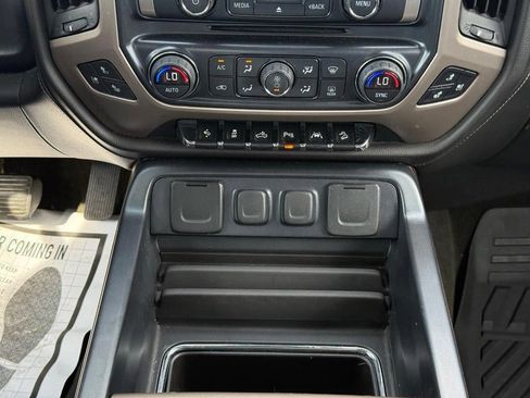 Used 2017 GMC Sierra 1500 Denali AWD/4WD image 10
