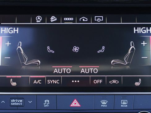 Used 2023 Audi Q8 Premium w/ Convenience Package image 12