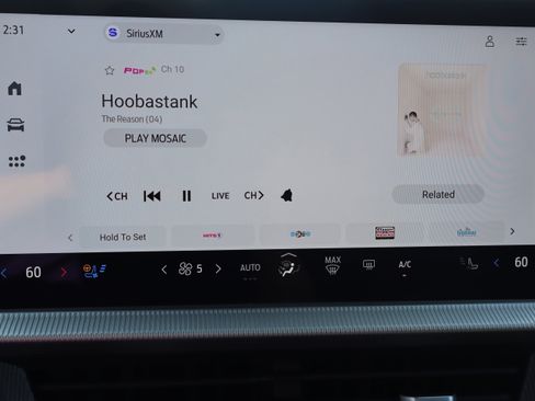 Used 2025 Ford Explorer ST image 21