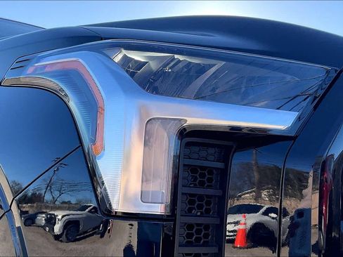 Used 2025 Toyota Tundra SR w/ SR Tow Package image 27