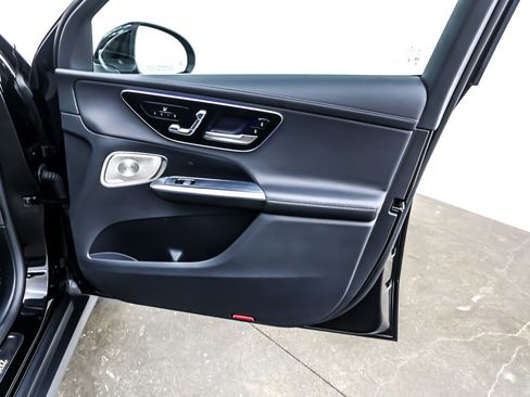 Used 2024 Mercedes-Benz GLC 300 GLC 300 SUV image 25