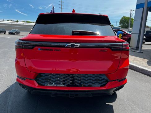 Used 2025 Chevrolet Equinox EV RS image 4