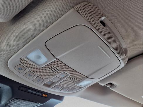 Used 2024 Ford Expedition Limited RWD image 23