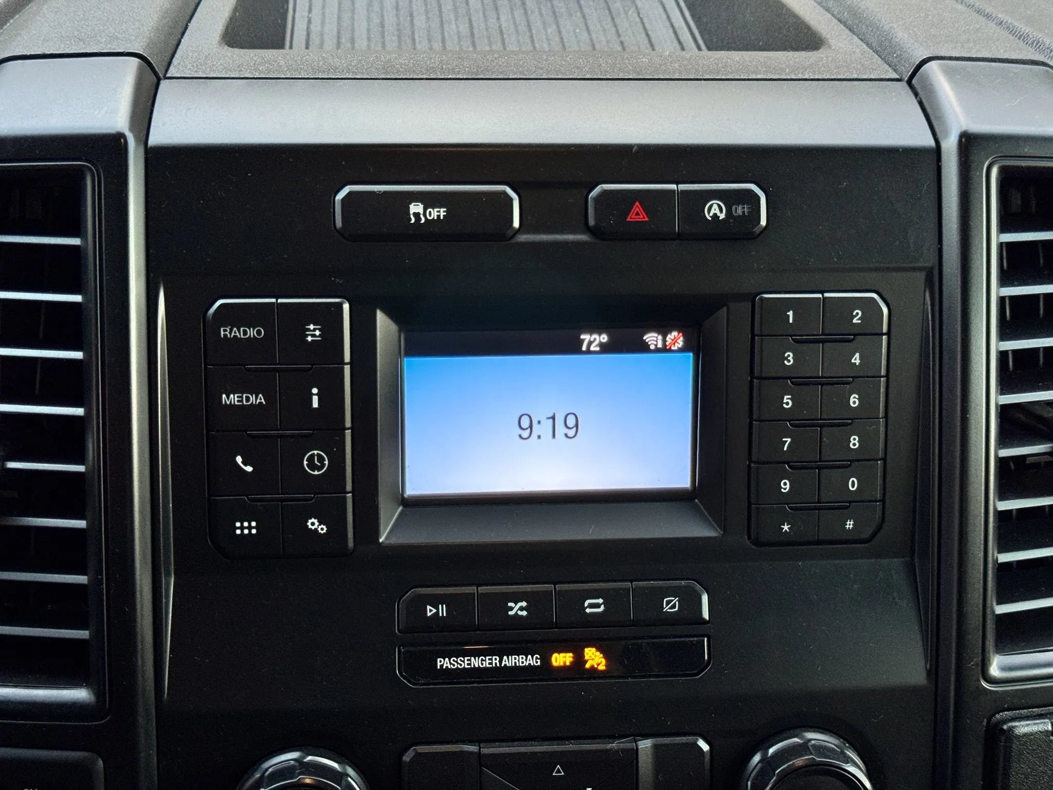 Used 2018 Ford F150 XL w/ Equipment Group 101A Mid AWD/4WD image 29