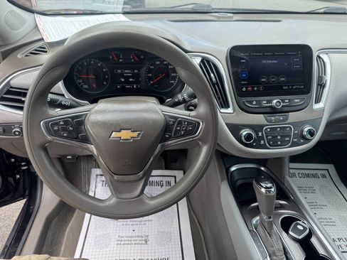 Used 2020 Chevrolet Malibu LT FWD image 8