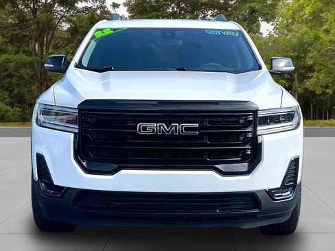 Used 2022 GMC Acadia SLE w/ Driver Convenience Package FWD image 3