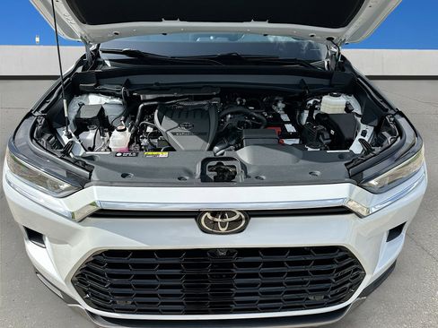 Used 2026 Toyota Grand Highlander FWD image 32