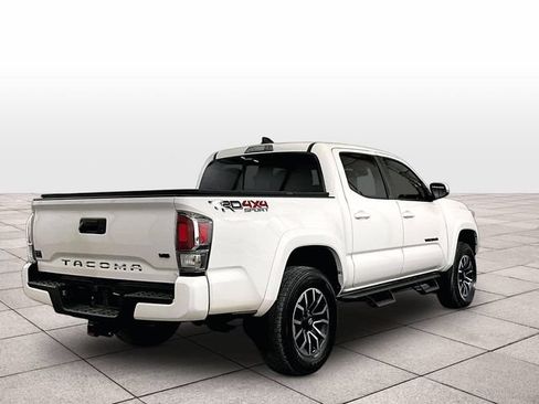 Used 2023 Toyota Tacoma TRD Sport AWD/4WD image 11