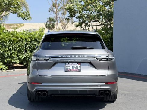Used 2021 Porsche Cayenne Turbo AWD/4WD image 5