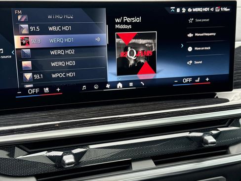 New 2026 BMW X5 xDrive40i w/ M Sport Package image 3